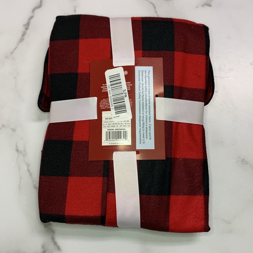 NWT Kids' Buffalo Check Holiday Matching Family Pajama Set - Wondershop™ Red 10 - Picture 8 of 10